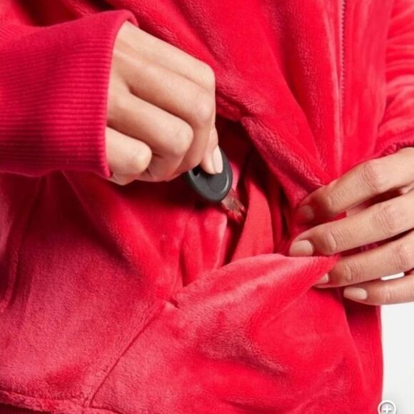 ATHLETA - Womens Velour Red Full Zip Jacket Size Medium - Picture 4 of 8